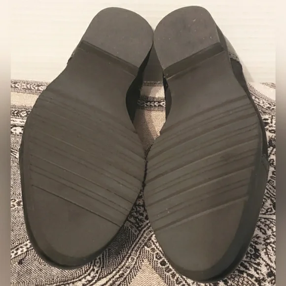 Salvatore Ferragamo Black Women's Lace-up Brogue Oxfords Size 8.5B - Picture 7 of 15